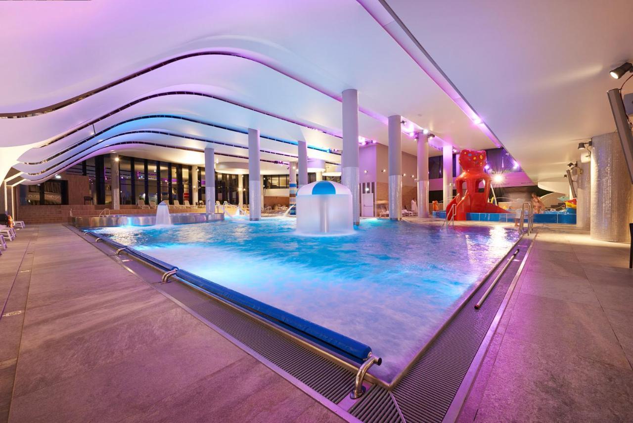 Vacationclub - Baltic Park Fort Apartament G.306 Świnoujście Exteriör bild