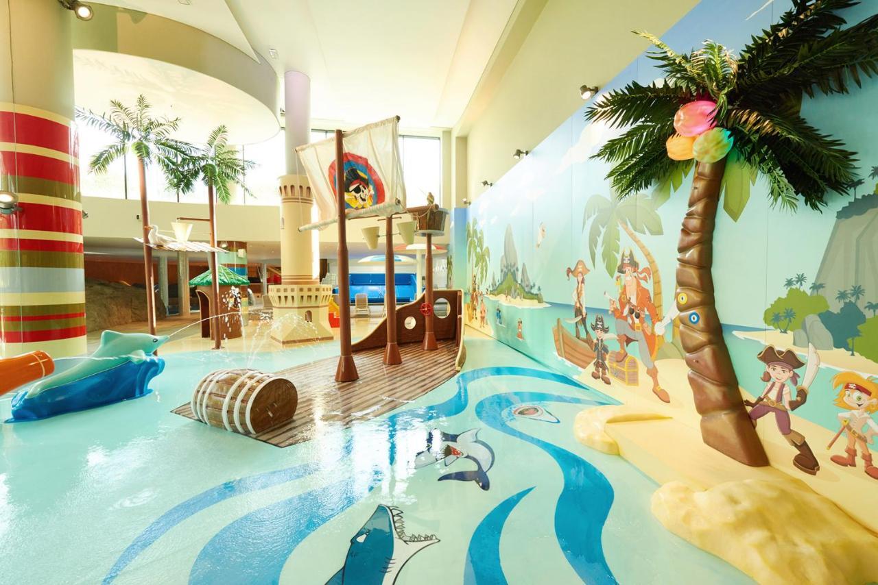 Vacationclub - Baltic Park Fort Apartament G.306 Świnoujście Exteriör bild